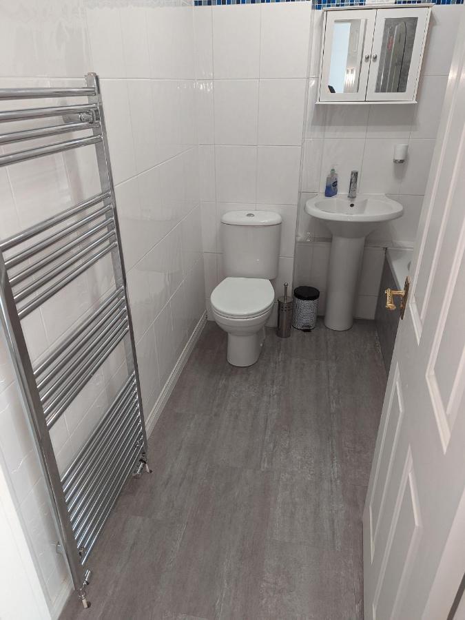 Teith Court Apartment With Private Parking. Stirling Exterior foto